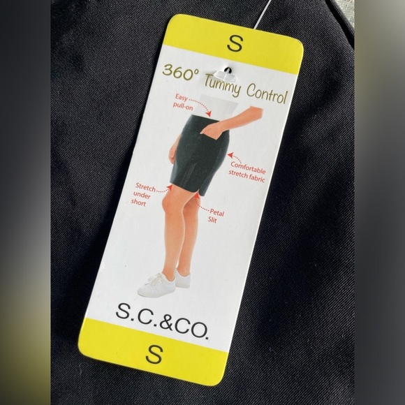 NWT S.C.& Co. 360 degree Tummy Control Skirt Skort, Black, Size Small - Picture 8 of 11